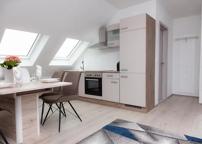 T&k Near Messe Fair Trade Duesseldorf Und Airport 3a *